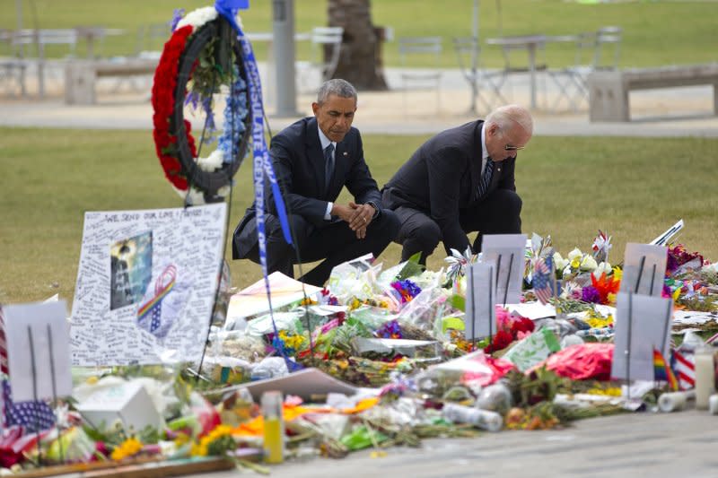 歐巴馬總統及副總統拜登前往奧蘭多悼念槍擊案受害者（美聯社）