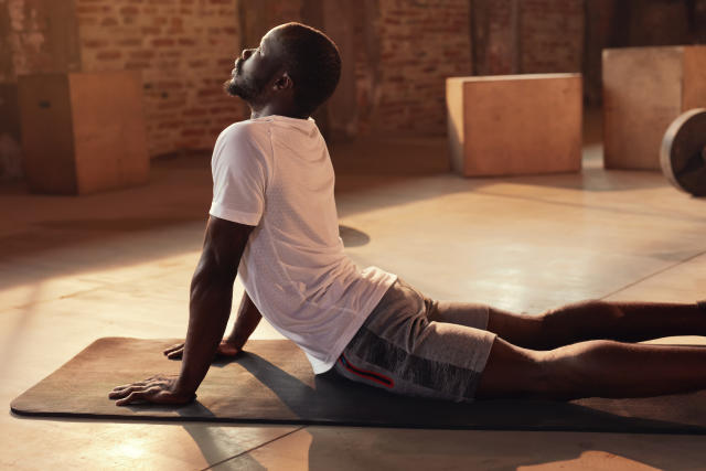 Gaiam Men's Everyday Yoga Workout Sleeveless Tank 