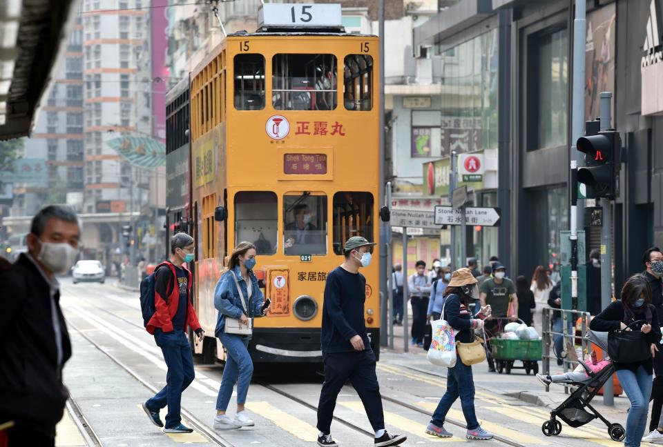 本港疫情仍然嚴峻。(Photo by Lo Ping Fai/Xinhua via Getty Images)