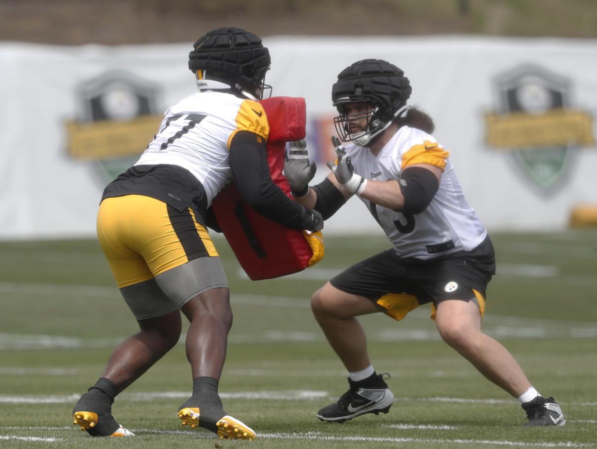 Steelers vs. Bucs Game Center  Tampa Bay Buccaneers 