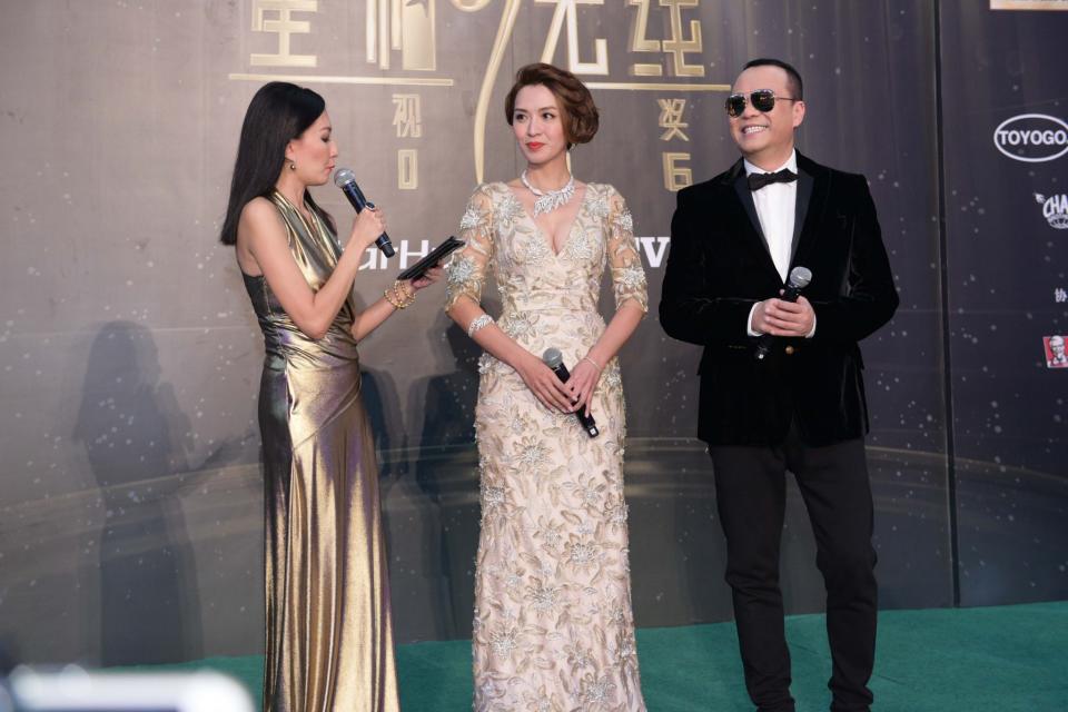 <p>Alice Chan and Bobby Au Yeung at red carpet. (Photo: Starhub) </p>