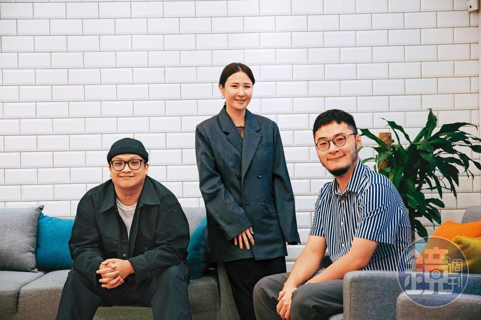 編劇簡奇峯（左起）、製作人麻怡婷繼《想見你》後，邀新銳導演洪子鵬合作。