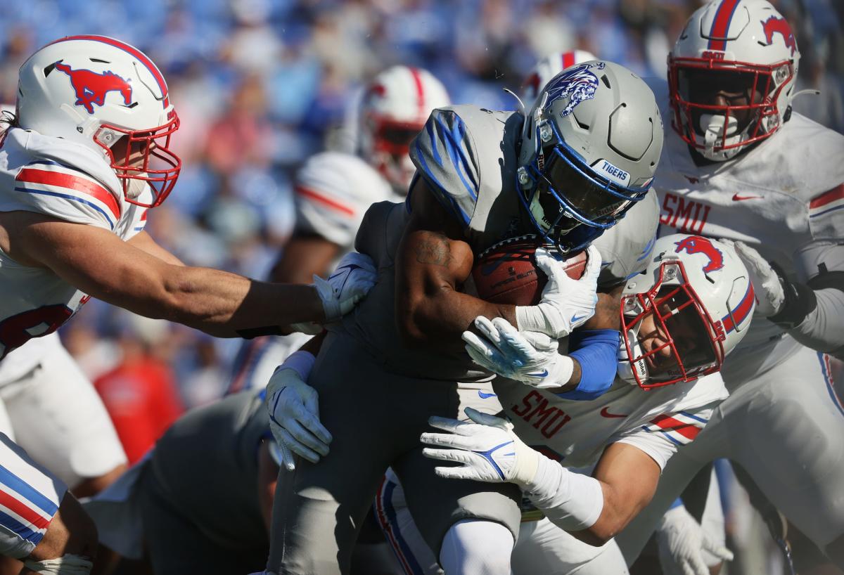 Memphis football spring game April 22 with practice planned April 2 in