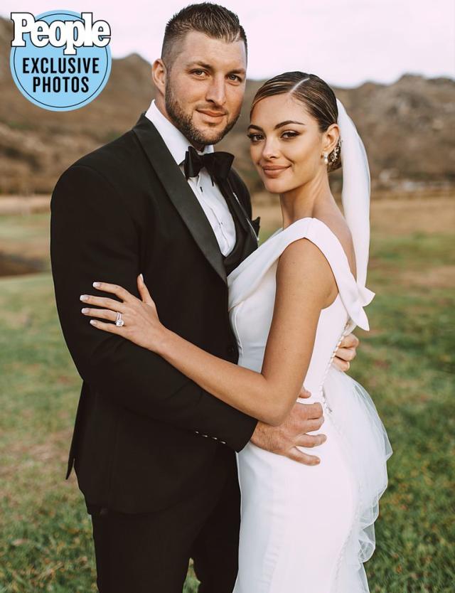 Tim Tebow Is Engaged to Miss Universe 2017 Demi-Leigh Nel-Peters