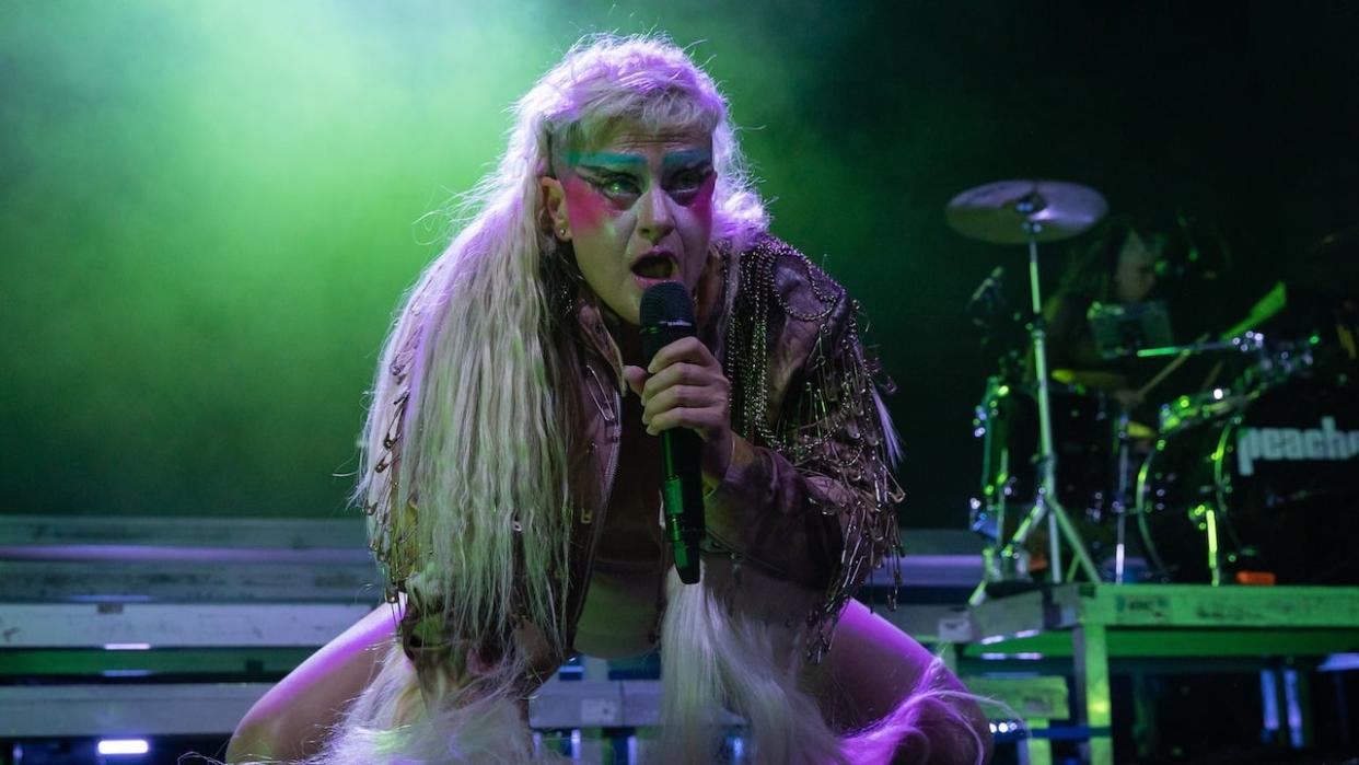 New Brisbane Music Festival ΩHM Announces Lineup: Peaches, Kae Tempest, black midi + More