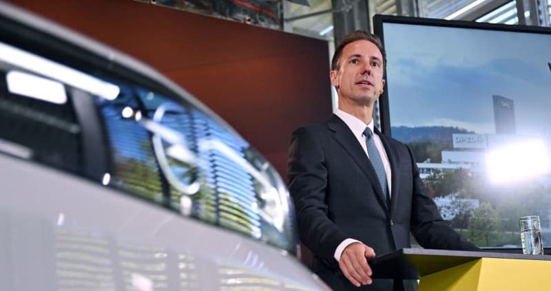 Florian Huettl, Managing Director of Opel Automobile GmbH, speaks during the presentation of the new Opel Grandland at Opel Eisenach GmbH. Martin Schutt/dpa