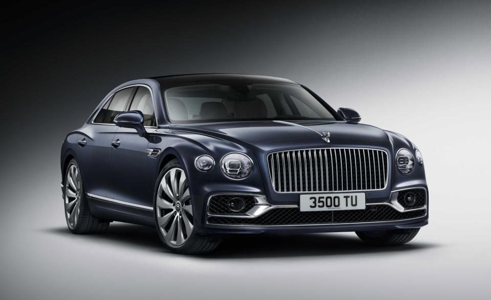 Photos of the 2020 Bentley Flying Spur Sedan