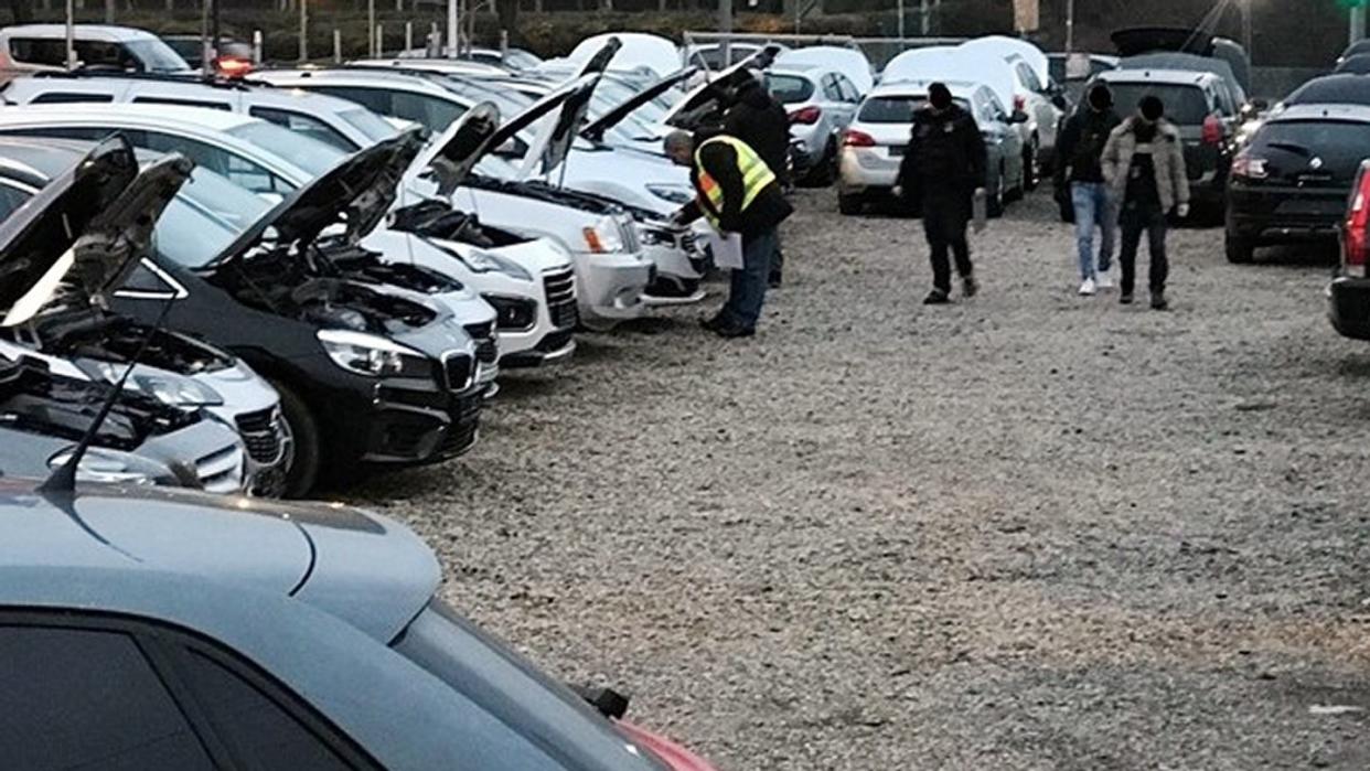 Bei der Razzia gegen international organisierte Autoschieber ist ein Berliner Polizist festgenommen worden. Foto: Polizei Berlin