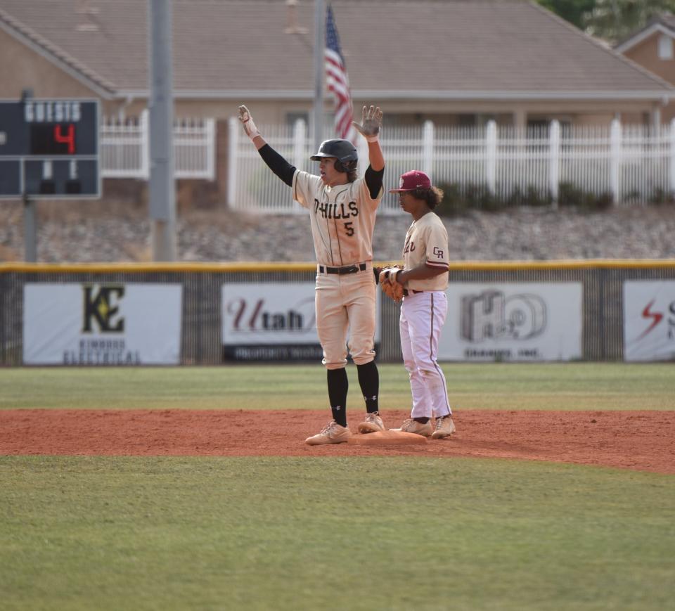 Kyler Terry's two-out, two run double put Desert Hills ahead in the fourth inning on Thursday.