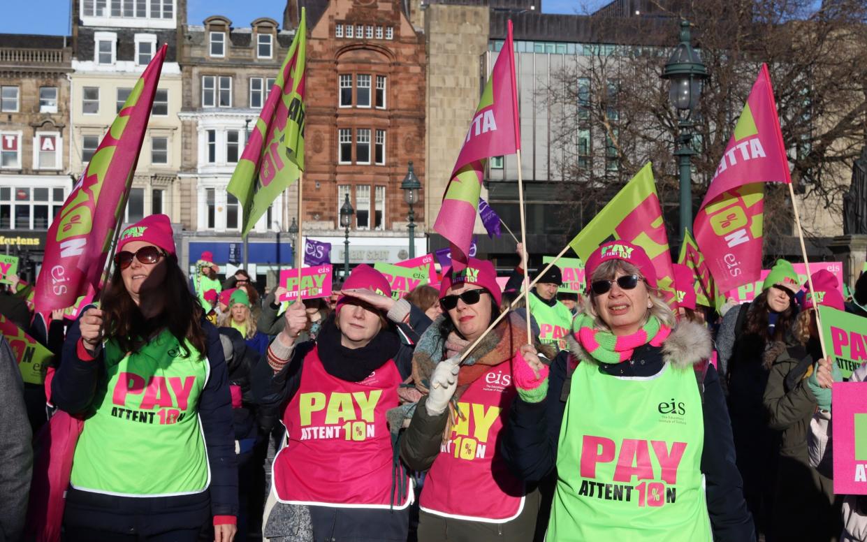 Teachers strike pay England Scotland Wales - Oguz Kagan Meydan/Anadolu Agency via Getty Images