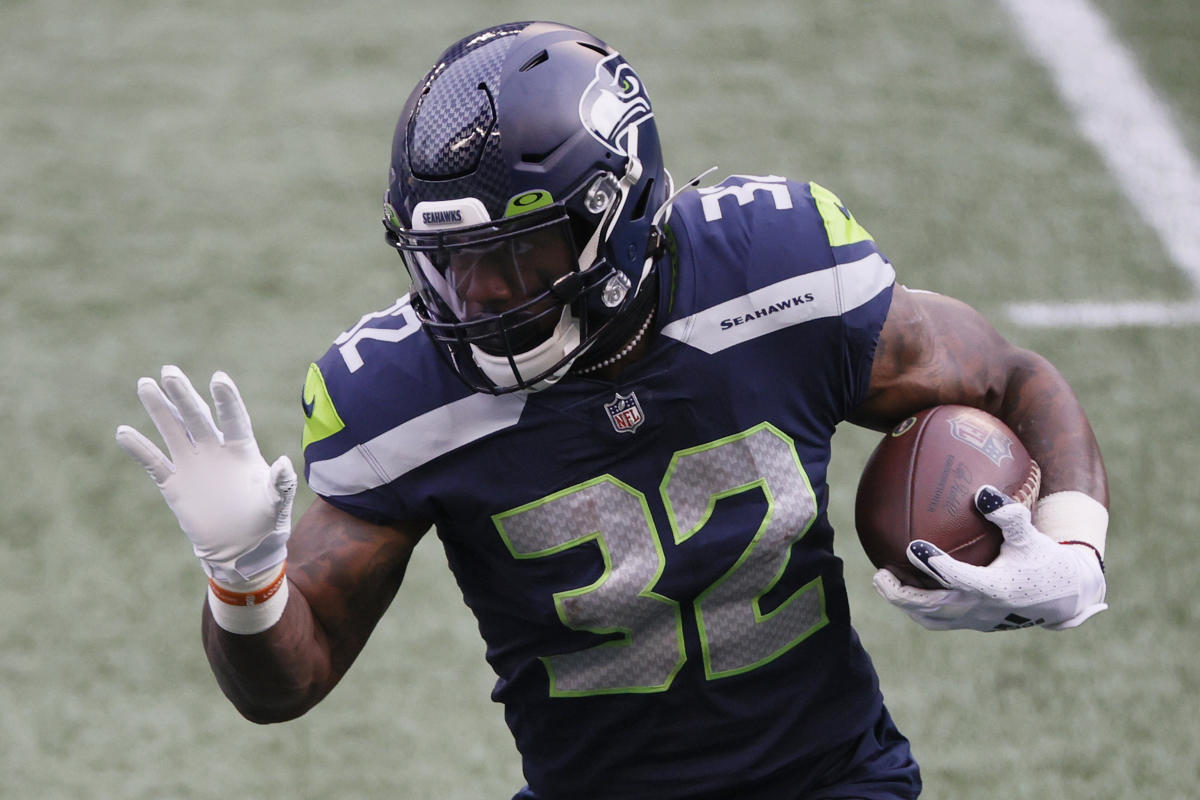 Seahawks encouraged by RB Chris Carson's outlook after neck surgery