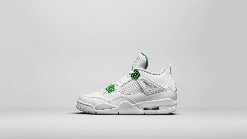 Air Jordan IV Retro “Green Metallic”