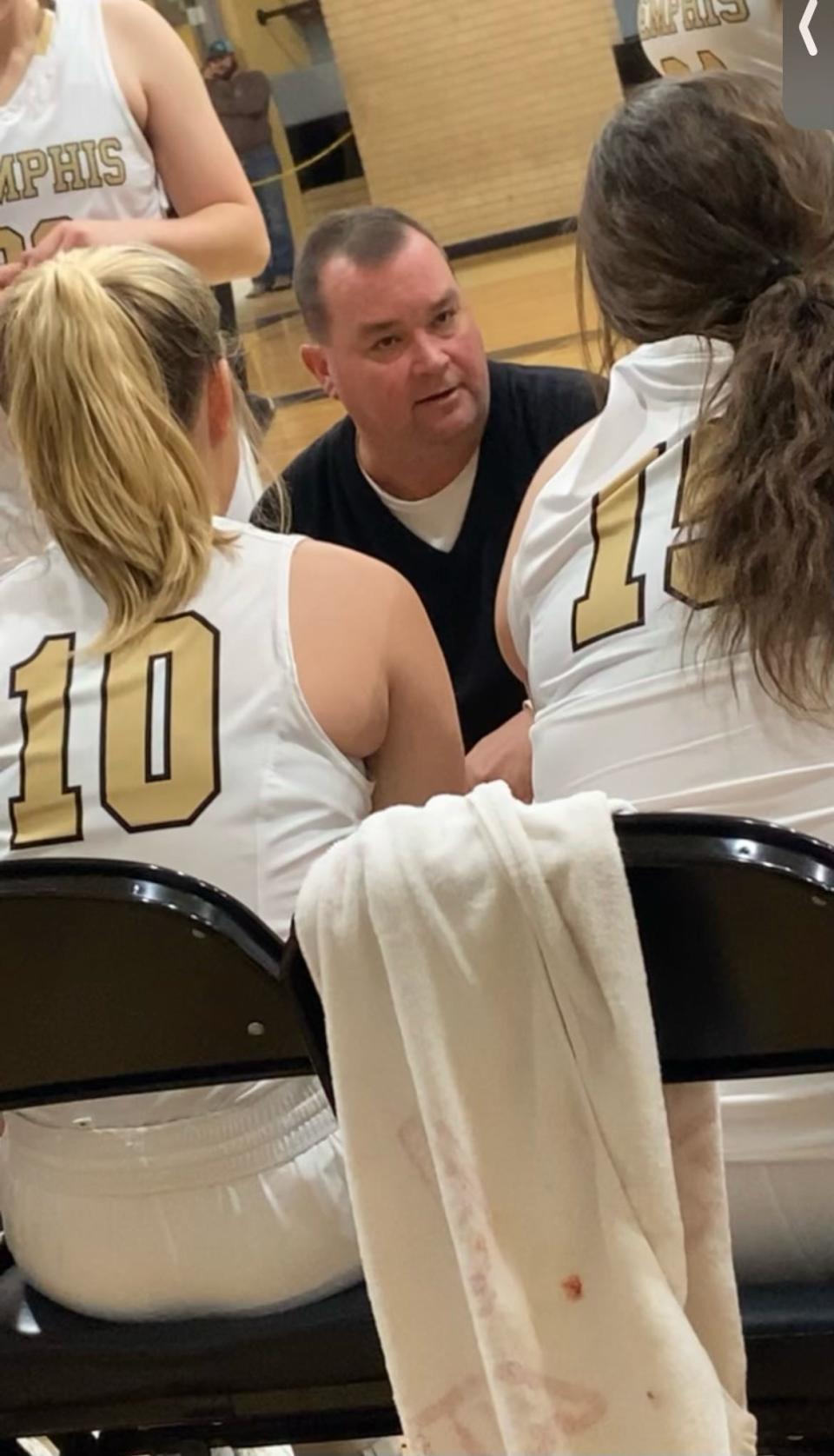New Childress girls basketball coach Jerry Cathey