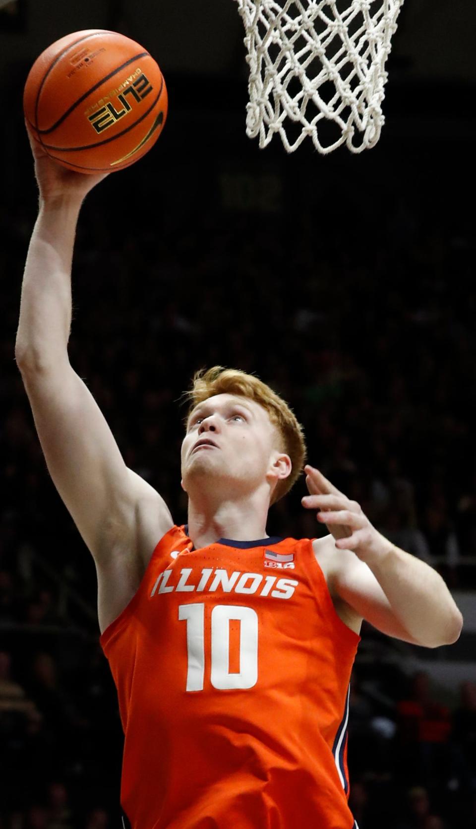Illinois Fighting Illini guard Luke Goode (10) shoots the ball during the NCAA men’s basketball game against the Purdue Boilermakers, Sunday, March 5, 2023, at Mackey Arena in West Lafayette, Ind. The Purdue Boilermakers won 76-71.