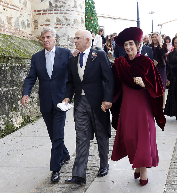 patricia oshea y jaime castellanos en la boda de su hija maría