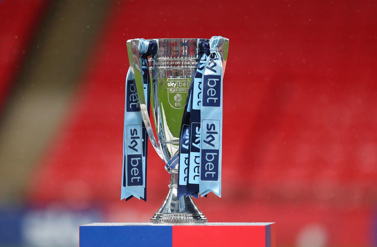 League One play-off final: Wycombe Wanderers defeat Oxford United