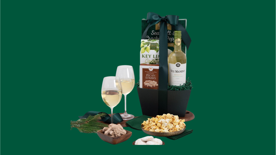 Find sweet and savory white wine gift baskets at Gourmet Gift Baskets.