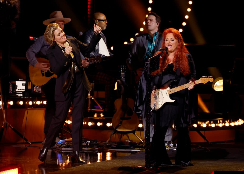 MURFREESBORO, TENNESSEE - NOVEMBER 03: Brandi Carlile and Wynonna Judd perform onstage for The Judds Love Is Alive The Final Concert hosted by CMT at Murphy Center at Middle Tennessee State University on November 03, 2022 in Murfreesboro, Tennessee. (Photo by Jason Kempin/Getty Images for CMT)