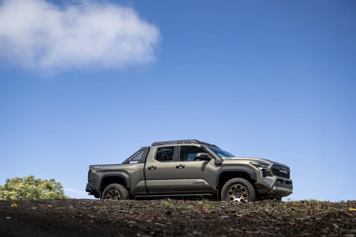 2024 toyota tacoma trailhunter press images