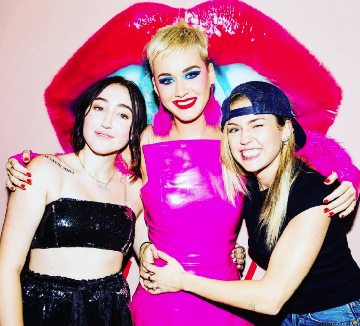 <p>The songstress called this as a “Cyrus sandwich.” FYI: Noah is opening for her on tour and Miley came to a show to root them both on. (Photo: <a rel="nofollow noopener" href="https://www.instagram.com/p/BZ9NfytFuVX/?hl=en&taken-by=katyperry" target="_blank" data-ylk="slk:Katy Perry via Instagram;elm:context_link;itc:0;sec:content-canvas" class="link ">Katy Perry via Instagram</a>) </p>