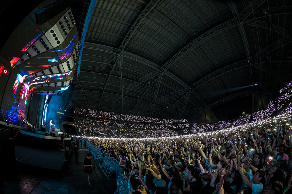 Ed Sheeran performed to a crowd of 50,000 at the National Stadium. (Photo: Alvin Ho/Lushington Entertainment)