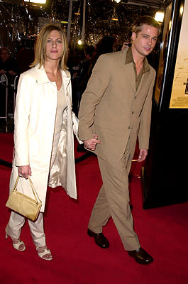 Jennifer Aniston and Brad Pitt at the Mann National Theater premiere of Dreamworks' The Mexican