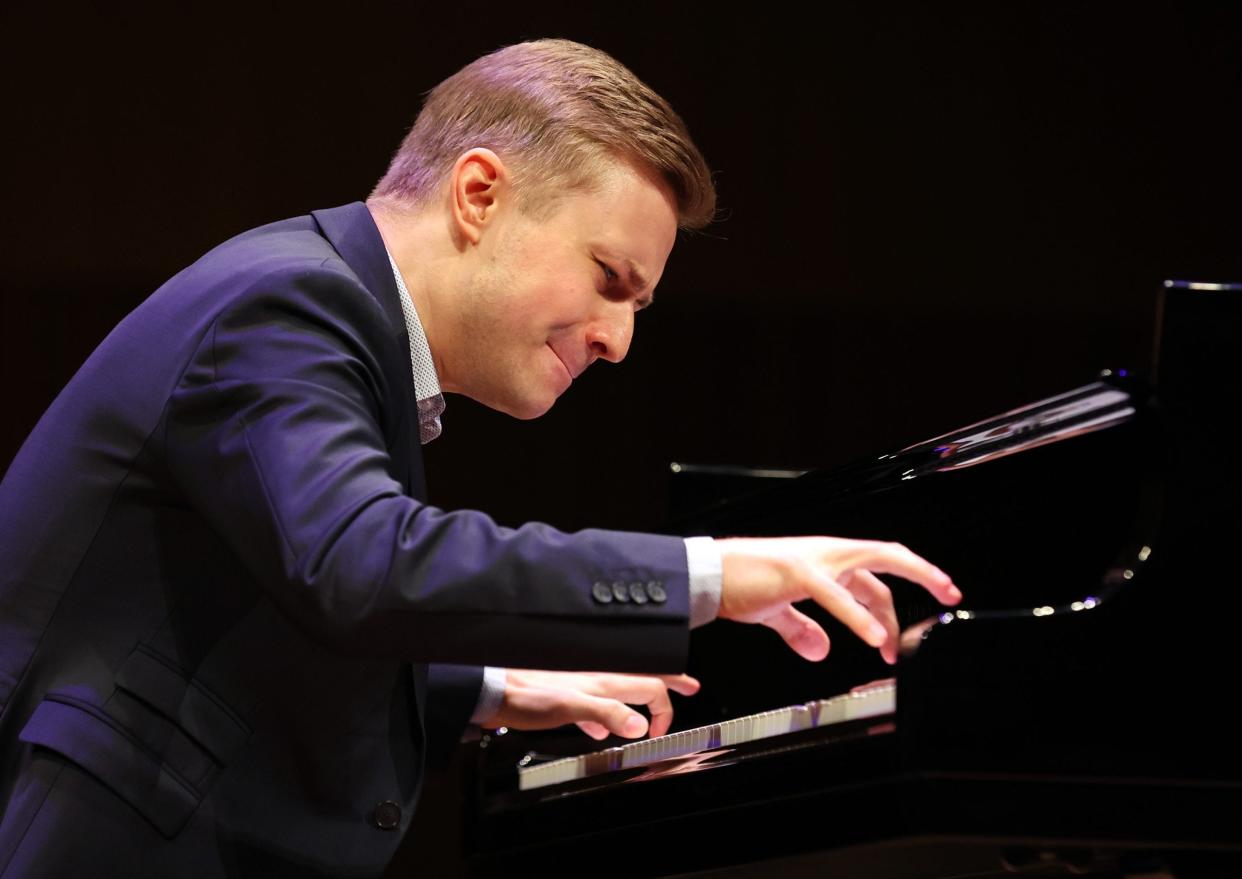 Pianist Dmytro Choni will be featured in the opening concert of the 2023 La Musica International Chamber Music Festival in Sarasota.