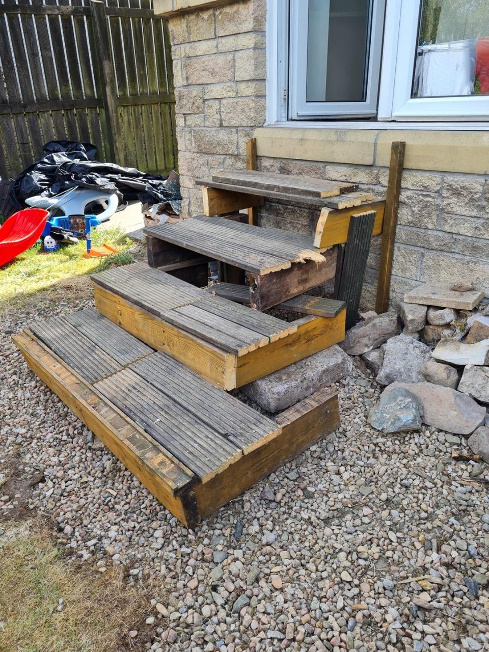 <p>Despite wanting to design pretty stairs leading from the patio, Karen Sands' homemade steps were anything but safe. She might have saved money doing them on her own, but some jobs are better left to the experts! <br></p>