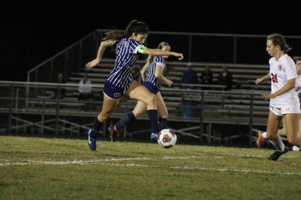 West Boca junior Giovana Canali dribbles in a district tournament match against South Fork on Thursday, Jan. 26, 2023 in Boca Raton.