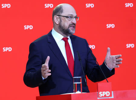 Leader of the Social Democrats (SPD) Martin Schulz gives a statement in Berlin, Germany, November 24, 2017. REUTERS/Pawel Kopczynski