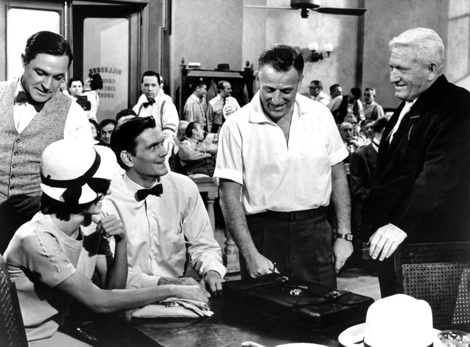 From l to r: Kelly, Donna Anderson, York, Stanley Kramer and Tracy on the set of 'Inherit the Wind' (Photo: Everett Collection)