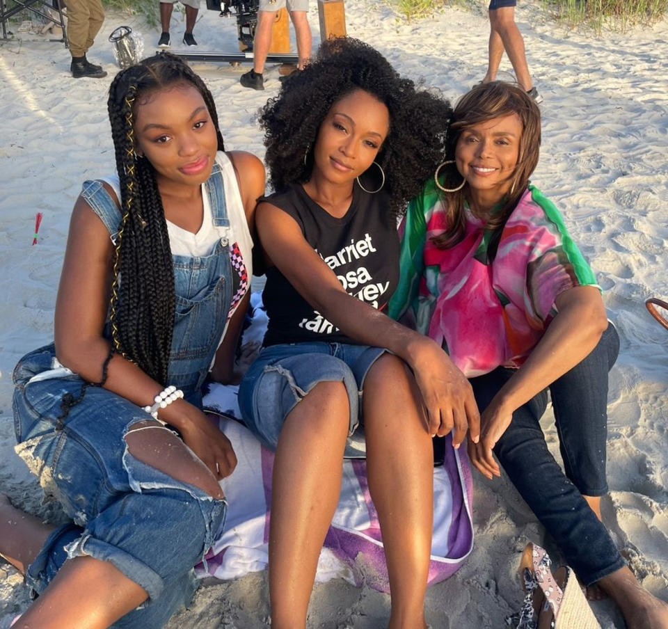 <p>Yaya DaCosta making her mark on Martha's Vineyard? Obviously we're tuning in. Here, the <em>Chicago Med</em> star smiles for <a href="https://www.instagram.com/p/CTzhZyUNh6P/" rel="nofollow noopener" target="_blank" data-ylk="slk:a sandy shot;elm:context_link;itc:0;sec:content-canvas" class="link ">a sandy shot</a> with costars Alana Bright (left) and Debbi Morgan (right). <em>Premieres Sept. 21 on Fox. </em></p>