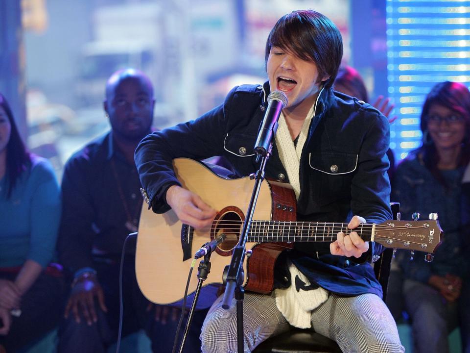 drake bell singing