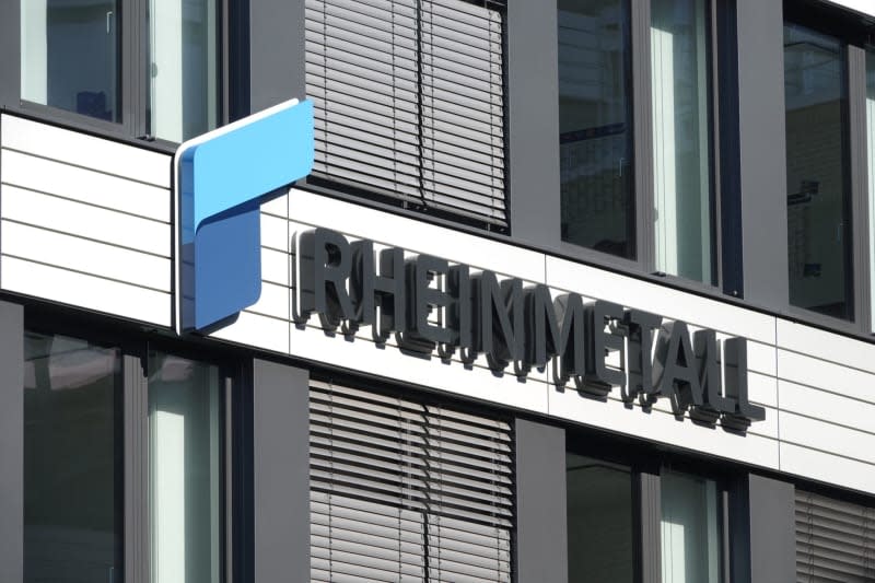 The Rheinmetall logo is displayed on the company's Duesseldorf headquarters. Sophie Brössler/dpa