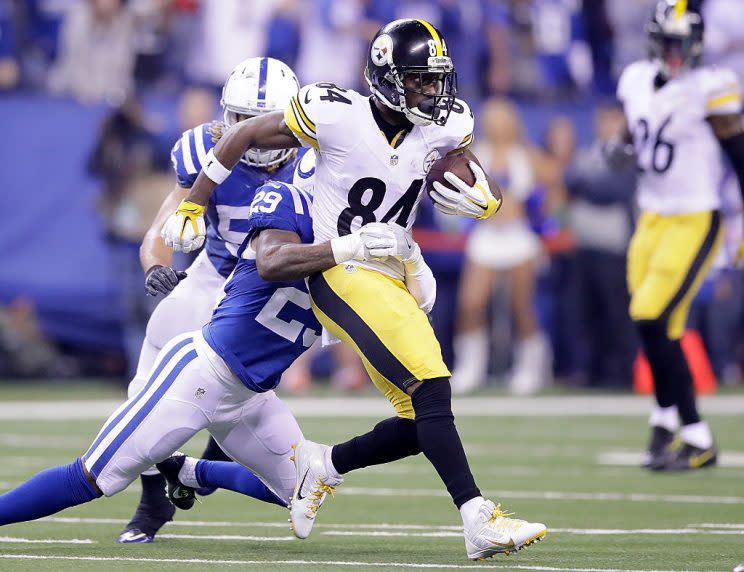 The Colts couldn't stop Antonio Brown on Thanksgiving. (Getty Images)