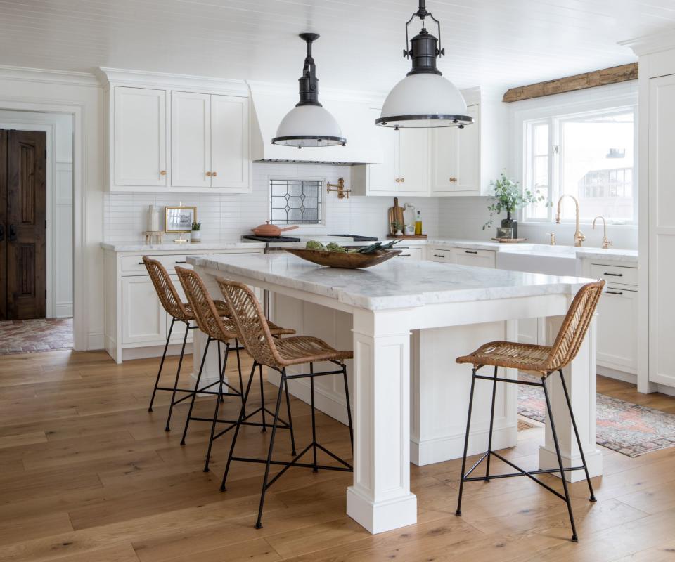 White kitchen with island