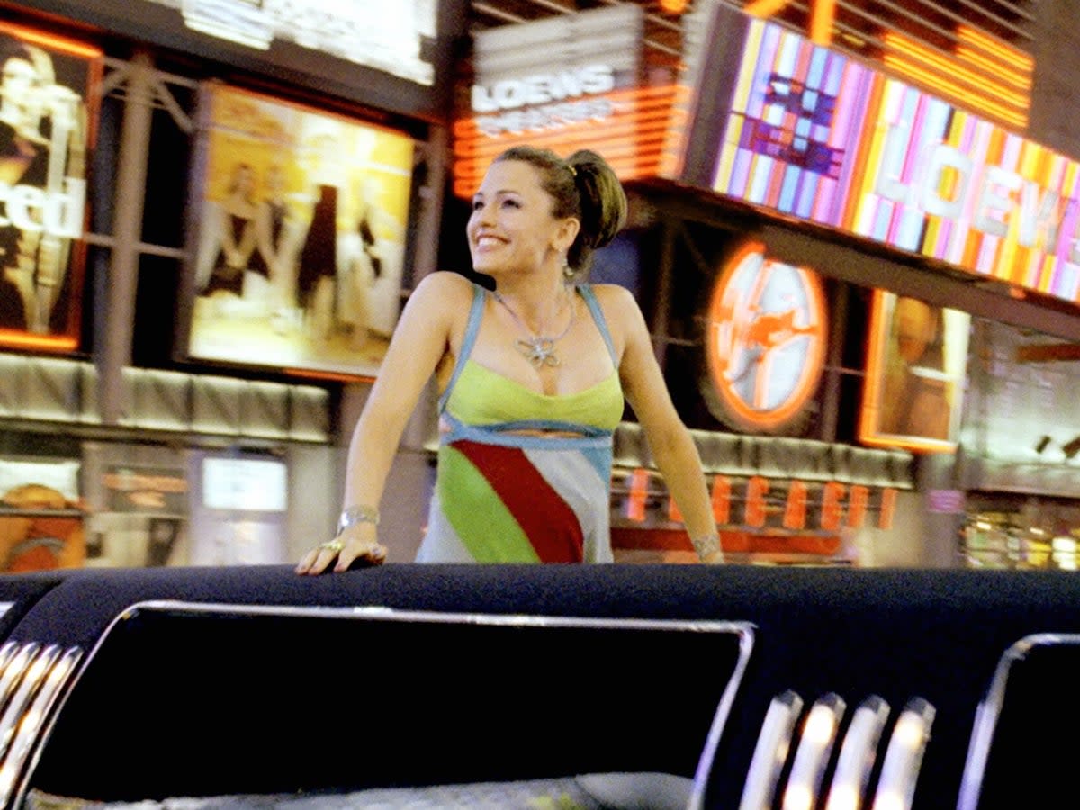Thirty, flirty and thriving: Jennifer Garner in ‘13 Going on 30’  (Shutterstock)