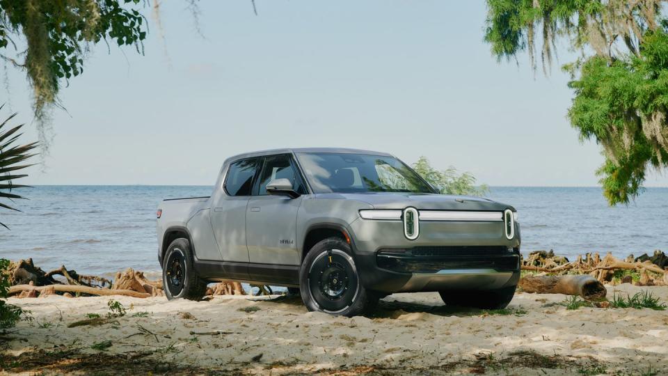 2025 rivian r1t