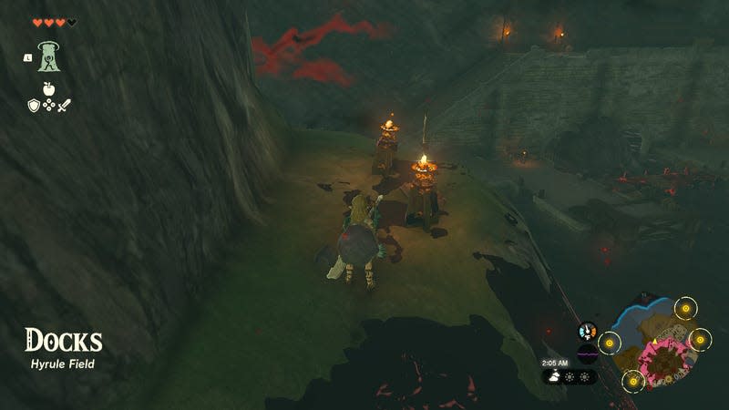 Link is seen entering the Hyrule Castle docks.