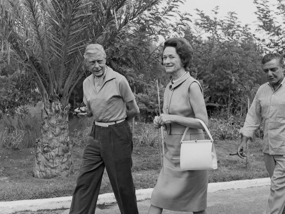 Edward VIII, Duke of Windsor and his wife Wallis Simpson, Duchess of Windsor on holiday in Spain 1963 (Getty Images)