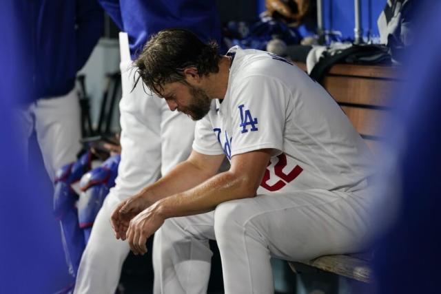 Dodgers fans run over Kershaw Jersey