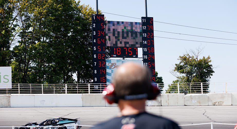 durante el Toyota Bud Mod Classic 150 para el NASCAR Whelen Modified Tour en At Oswego Speedway en Oswego, Nueva York, el 3 de septiembre de 2022. (Bryan Bennett/NASCAR)