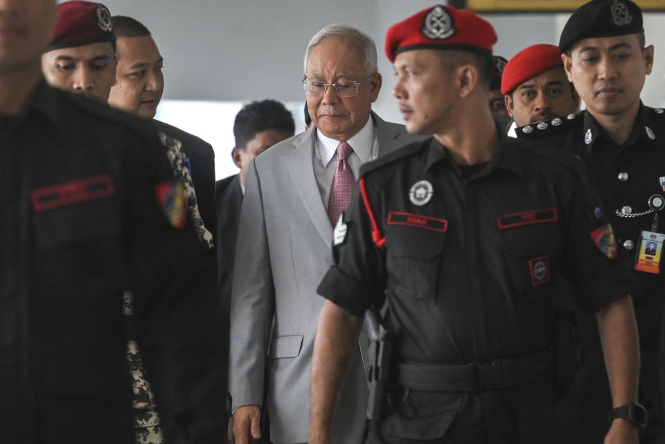 Edge报道，马来西亚赦免委员会就纳吉布的案件做出决定 – 雅虎新闻