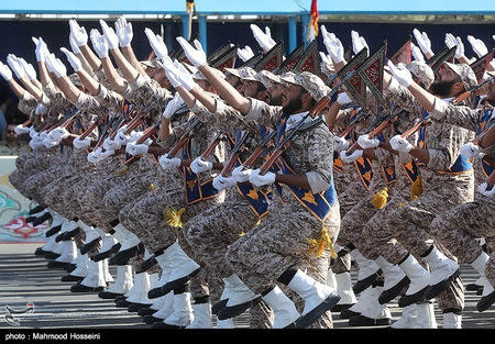 Iranian armed forces members march during the annual military parade in Tehran, Iran September 22, 2018. Tasnim News Agency/via REUTERS