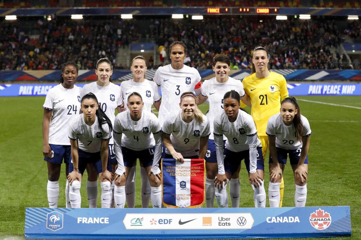 L’équipe de France féminine au Mans, le 11 avril 2023, lors d’un match contre le Canada.