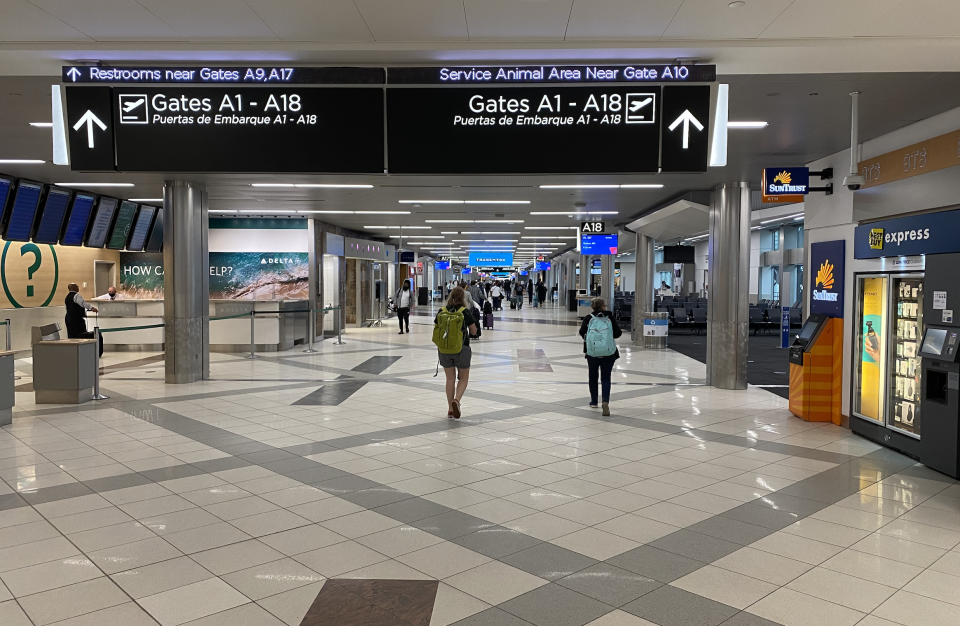 On a normal weekday, this concourse would be jammed with travelers. (Yahoo)