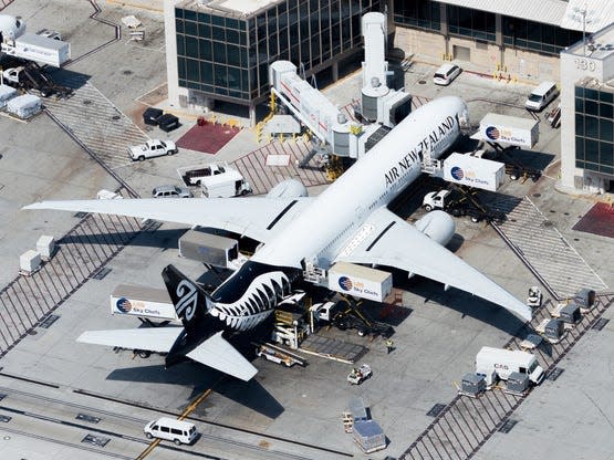 Air New Zealand Boeing 777 at the gate at LAX.