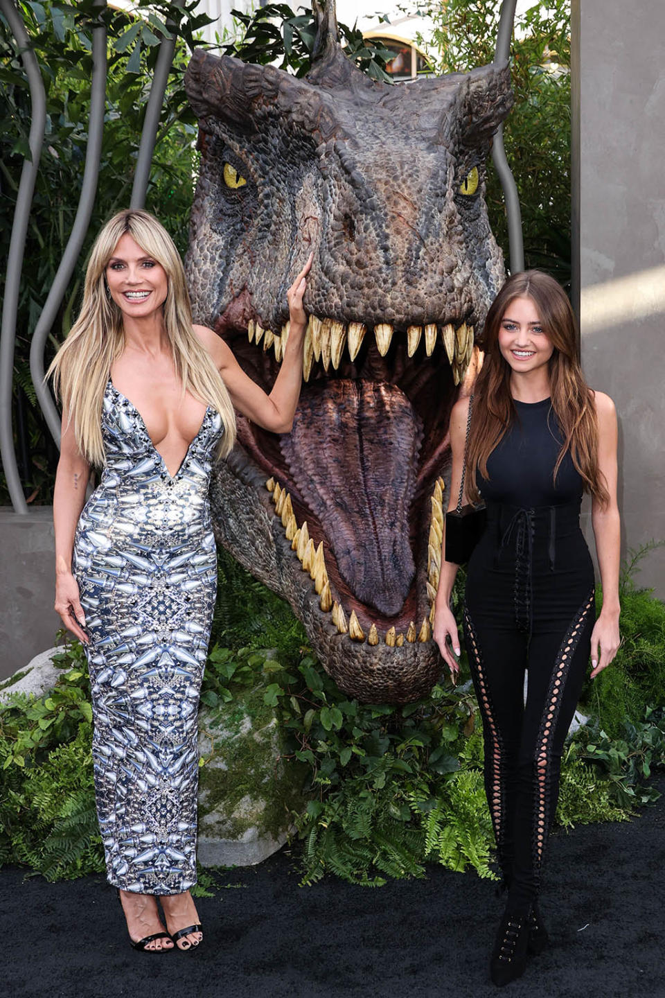 Heidi Klum and her daughter Leni Klum at the premiere of “Jurassic World: Dominion” on June 6. - Credit: Xavier Collin/Image Press Agency