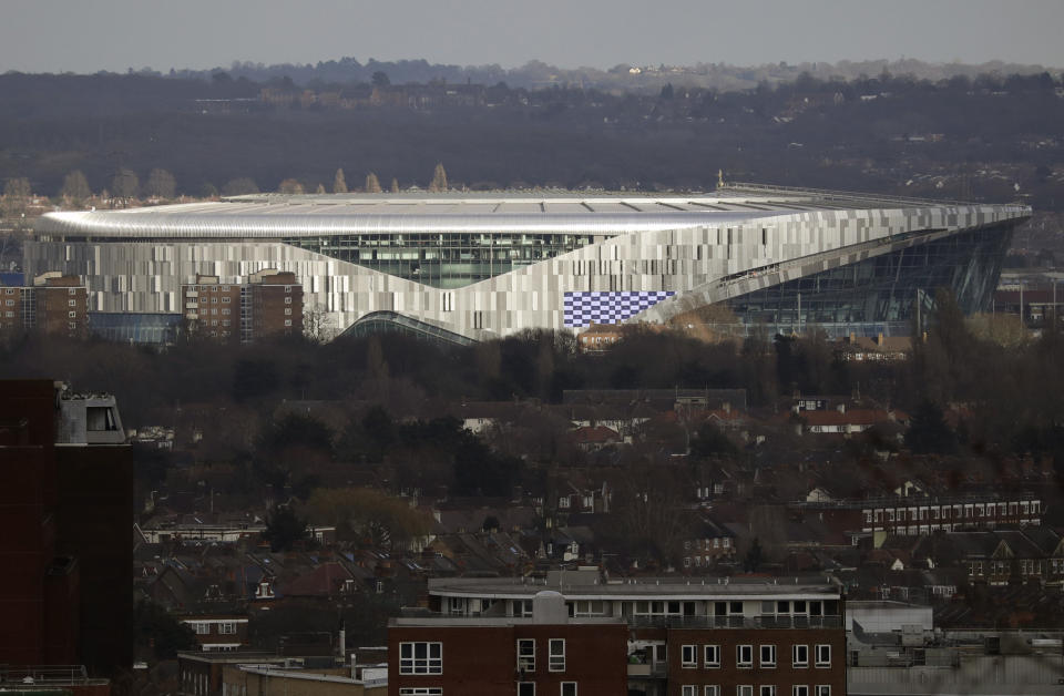ARCHIVO - En esta foto del 20 de febrero de 2019, una vista del nuevo estadio del Tottenham Hotspur en el norte de Londres. (AP Foto/Matt Dunham)