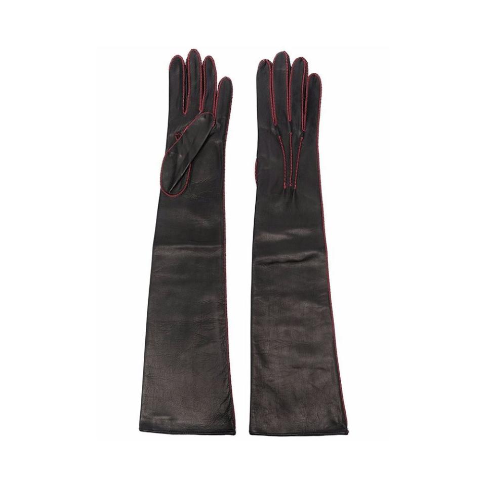 <p><a href="https://go.redirectingat.com?id=74968X1596630&url=https%3A%2F%2Fwww.farfetch.com%2Fshopping%2Fwomen%2Fmanokhi-stitch-detail-leather-gloves-item-17241911.aspx&sref=https%3A%2F%2F" rel="nofollow noopener" target="_blank" data-ylk="slk:Shop Now;elm:context_link;itc:0;sec:content-canvas" class="link ">Shop Now</a></p><p>Stitch-Detail Leather Gloves</p><p>farfetch.com</p><p>$311.00</p>